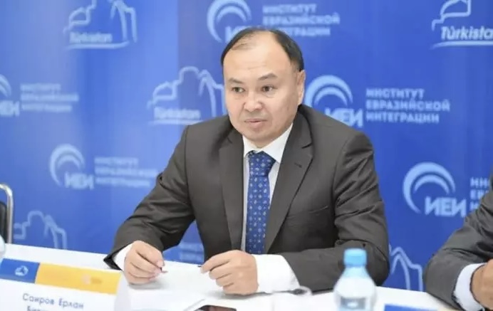 Депутат руға бөлінуді насихаттайтын фильм — бассыздық