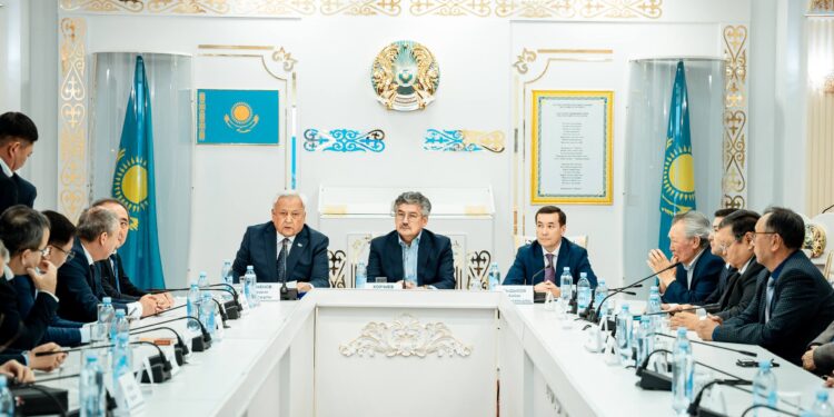 Астанада Жазушылар одағының жылдық қорытынды жиыны өтті