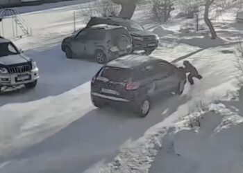 Риддерде жүргізуші балаға соққы жасап қашып кетті