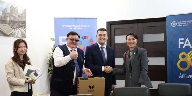 ФАО Қазақстанға шегірткеге мониторинг жүргізу және оған қарсы күресуге арналған жабдықтар тапсырды