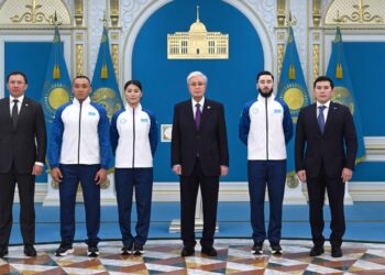 Президент намысты қолдан бермеген спортшыларымыз талай бәсекеде топ жарып, еліміздің мерейін асырып, нағыз жасампаз отаншылдықтың үлгісін көрсетіп жүргенін атап өтті