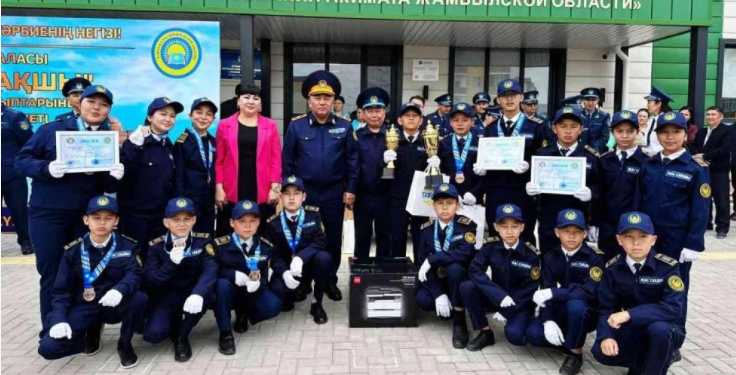 Тараз қаласында «Жас сақшы» полиция сыныптарының алғашқы қалалық слеті өтті