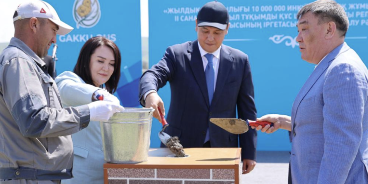 Жамбылда 60 млн инкубациялық жұмыртқа өндіретін кәсіпорынның құрылысы басталды