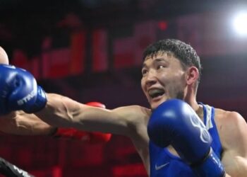 Ертуған Зейнуллинов Азия чемпионатында жартылай финалға өтті