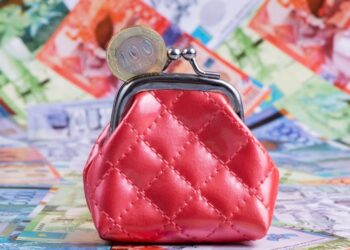 Еңбек министрлігі зейнетақы жинағын алу шегін жақын арада көтеруді жоспарлап отыр