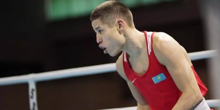 Қазақстандық 13 боксшы Азия чемпионатының жартылай финалына шықты