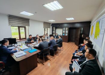 Ветеринария басқармасының басшысы ҮЕҰ және БАҚ өкілдерімен кездесті