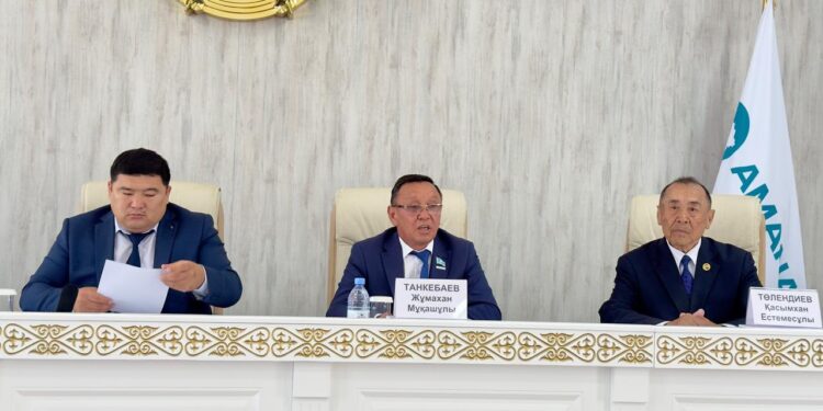 Қордайда «AMANAT» партиясының көшпелі кеңес отырысы өтті