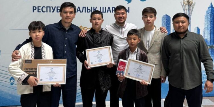 «Сөз бен саз» республикалық байқауында жамбылдық айтыскерлер көш бастады