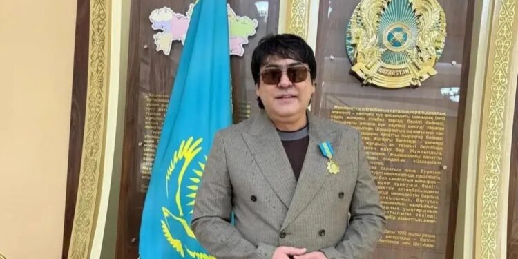 Мейрамбек Бесбаев «Парасат» орденімен марапатталды