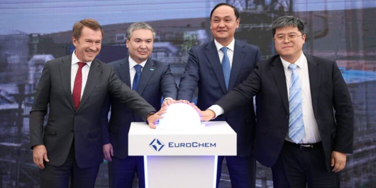 Жамбыл облысында «ЕуроХим» күкірт қышқылы зауыты іске қосылды