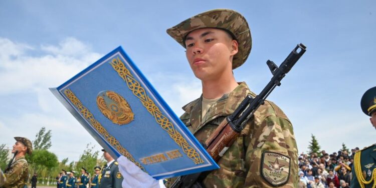 Қарулы күштердің 4500-ден астам жауынгері Отанға адал қызмет етуге ант берді
