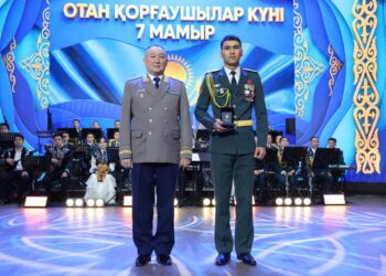 Астанада үздік әскери қызметшілер марапатталды