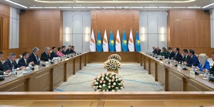 Тоқаев Қазақстан мен Кипр арасындағы 2028 жылға дейінгі ынтымақтастықтың жаңа жоспарын ұсынды