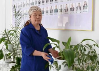 Еңбек адамы – ел мақтанышы: Білім ошағын тазалықпен нұрландырған жан