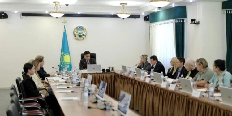 Еңбек министрлігі зейнетақы жүйесін жетілдіру бойынша жұмыс тобын құрды