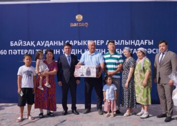 Байзақта 140 отбасыға жаңа пәтердің кілттері табысталды