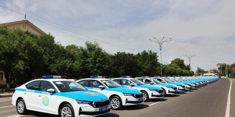 Жамбыл полициясының автопаркі 88 жаңа қызметтік көлікпен толықты