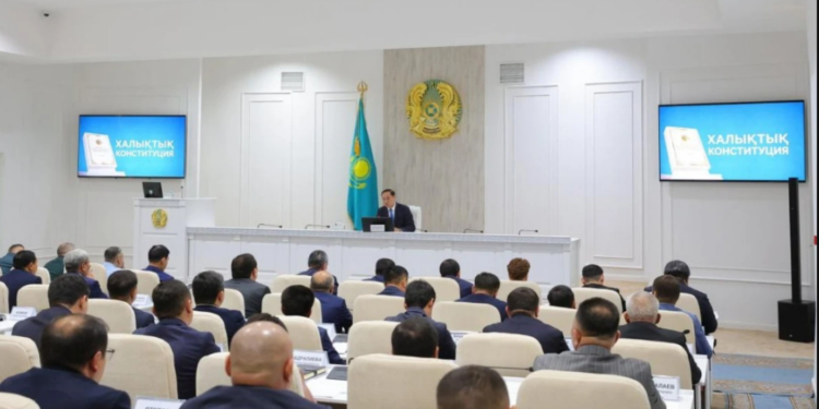 Ербол Қарашөкеев: Жаңа Конституцияда айқындалған қағидаттарды күнделікті жұмысымыздың басты өлшеміне айналдыру – негізгі міндетіміз