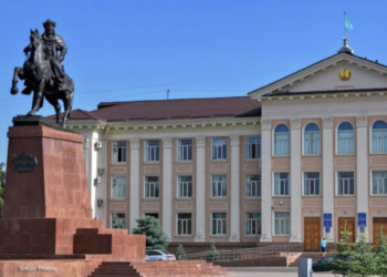 Қоғамдық кеңес қаланы абаттандыру мен бей-берекет құрылысты өткір сынға алды