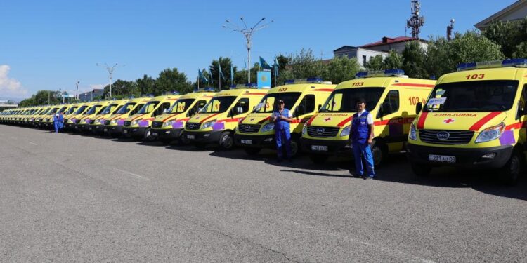 Жамбылда жедел жәрдем автопаркі 60 жаңа көлікпен толықты