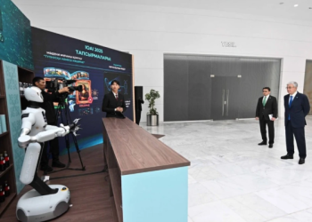 Президент Жасанды интеллект бойынша олимпиаданың жұмысымен танысты