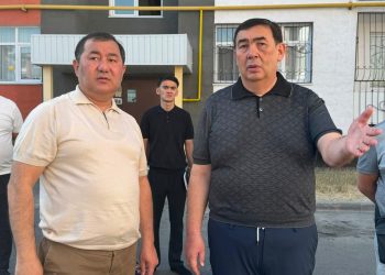 Қала әкімі Әулиеата ауданындағы нысандарды аралады