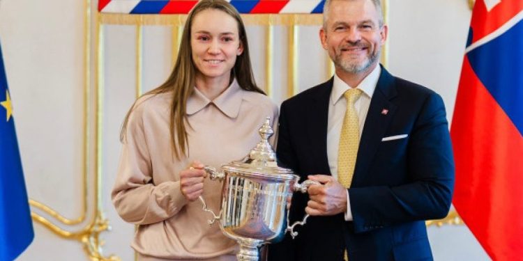 Словакия президенті Елена Рыбакинаны US Open-дегі жеңісімен құттықтады
