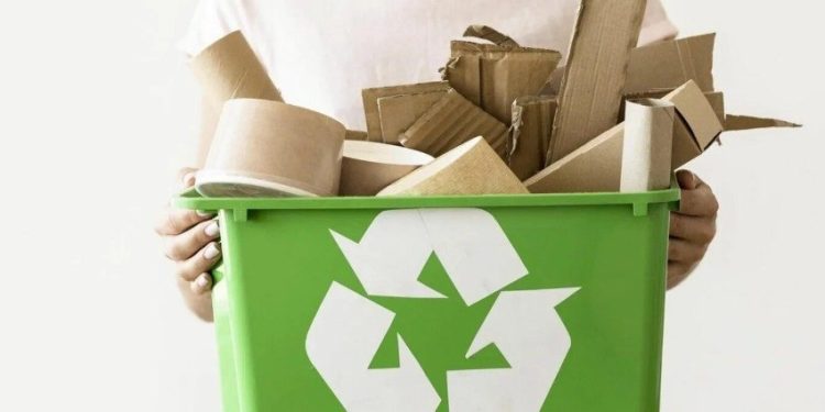 Тараздық кәсіпорын қағаз қалдықтарын кәдеге жаратып, экологиялық мәдениетті қалыптастырып отыр